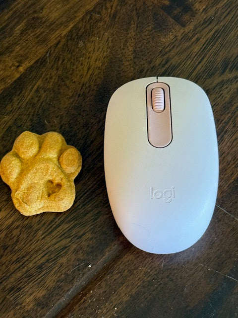 Peanut Butter & Pumpkin Paw Treats